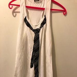 Guess tie tank